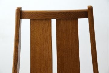 中古　美品　希少な廃番品　飛騨清見工房(HIDA kiyomi koubou)(大日家具工業)　楢(ナラ)材　無垢　ナラ無垢材がふんだんに使用された回転チェア2脚セット(板座チェア、回転イス、ダイニングチェア、椅子、バラ売り可能)(定価2脚で約16万円)(R-080672)