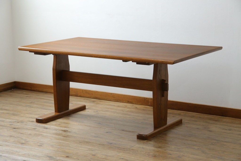 中古　希少な廃番品　飛騨清見工房(HIDA kiyomi koubou)(大日家具工業)　楢(ナラ)材　無垢　ナラ無垢材がふんだんに使用されたダイニングテーブル　定価約24万円　(R-080673)