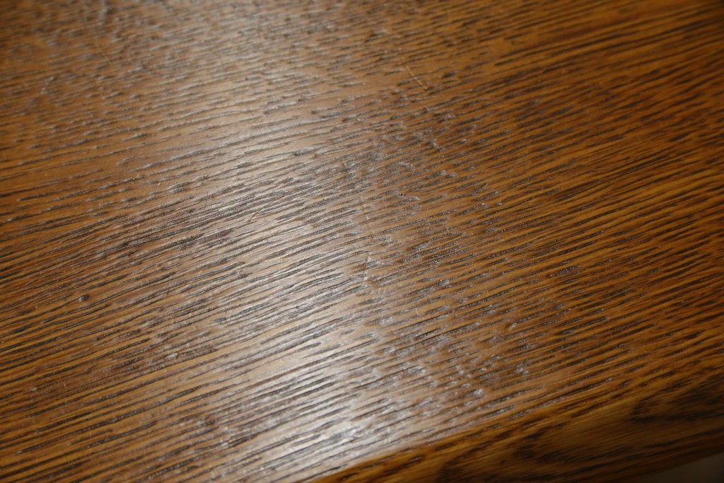 中古　希少な廃番品　飛騨清見工房(HIDA kiyomi koubou)(大日家具工業)　楢(ナラ)材　無垢　ナラ無垢材がふんだんに使用されたダイニングテーブル　定価約24万円　(R-080673)