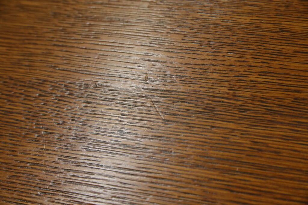 中古　希少な廃番品　飛騨清見工房(HIDA kiyomi koubou)(大日家具工業)　楢(ナラ)材　無垢　ナラ無垢材がふんだんに使用されたダイニングテーブル　定価約24万円　(R-080673)