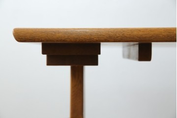 中古　希少な廃番品　飛騨清見工房(HIDA kiyomi koubou)(大日家具工業)　楢(ナラ)材　無垢　ナラ無垢材がふんだんに使用されたダイニングテーブル　定価約24万円　(R-080673)