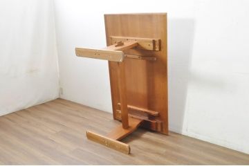 中古　希少な廃番品　飛騨清見工房(HIDA kiyomi koubou)(大日家具工業)　楢(ナラ)材　無垢　ナラ無垢材がふんだんに使用されたダイニングテーブル(作業台、4人掛け、6人掛け)(定価約24万円)(R-080673)