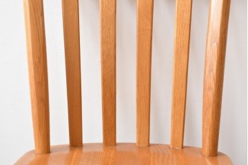 中古　柏木工(カシワ木工、KASHIWA)　楢(ナラ)材　木の温かみある風合いが魅力的なダイニングチェア2脚セット　(R-080674)