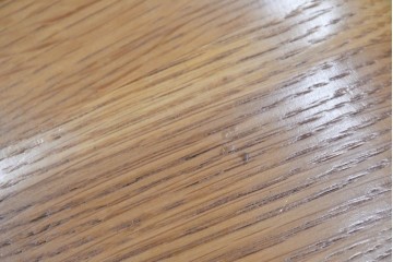 中古　柏木工(カシワ木工、KASHIWA)　楢(ナラ)材　木の温かみある風合いが魅力的なダイニングチェア2脚セット　(R-080674)