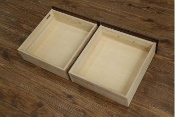 中古　美品　maruni(マルニ木工)　地中海ロイヤルシリーズ(ROYAL)　クラシカルな雰囲気を醸し出すサイドボード(キャビネット、収納棚、戸棚、飾り棚)(定価約54万円)(R-080679)