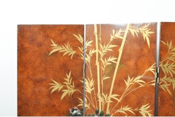 ビンテージ家具　美品　漆工芸品　四曲一隻　牡丹　松　鷹　漆絵が素晴らしい!裏表で異なる絵柄が楽しめる屏風(衝立て、衝い立て、衝立、パーテーション、仕切り、ヴィンテージ)(R-080686)