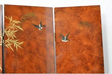 ビンテージ家具　美品　漆工芸品　四曲一隻　牡丹　松　鷹　漆絵が素晴らしい!裏表で異なる絵柄が楽しめる屏風(衝立て、衝い立て、衝立、パーテーション、仕切り、ヴィンテージ)(R-080686)
