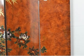 ビンテージ家具　美品　漆工芸品　四曲一隻　牡丹　松　鷹　漆絵が素晴らしい!裏表で異なる絵柄が楽しめる屏風(衝立て、衝い立て、衝立、パーテーション、仕切り、ヴィンテージ)(R-080686)