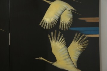 和風ビンテージ　輪島塗り　漆絵　迫力のある鶴の絵柄が目を惹く折り畳み衝立(衝立て、つい立て、衝い立て、パーテーション、仕切り、ヴィンテージ)(定価約180万円)(R-080688)