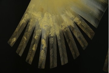 和風ビンテージ　輪島塗り　漆絵　迫力のある鶴の絵柄が目を惹く折り畳み衝立(衝立て、つい立て、衝い立て、パーテーション、仕切り、ヴィンテージ)(定価約180万円)(R-080688)