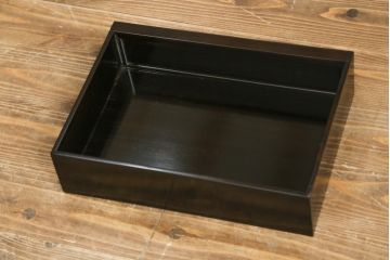 和製ビンテージ　美品　最高級　国産職人手作り　黒檀(コクタン)材　漆塗りの品のある佇まいが美しい蒔絵入り飾り棚(茶棚、戸棚、収納棚、違い棚、ヴィンテージ)(定価約150万円)(R-080689)