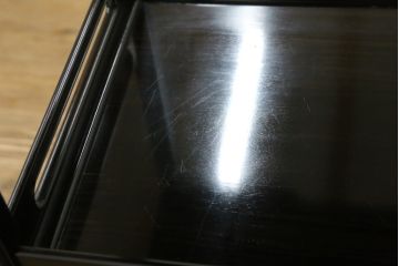 和製ビンテージ　美品　最高級　国産職人手作り　黒檀(コクタン)材　漆塗りの品のある佇まいが美しい蒔絵入り飾り棚(茶棚、戸棚、収納棚、違い棚、ヴィンテージ)(定価約150万円)(R-080689)