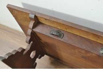 和製アンティーク　上手物!!　総欅(ケヤキ)材　天板上杢(玉杢)　時代の流れを感じる素朴な佇まいが魅力的な引き出し付き文机( ローテーブル、座卓、座机、センターテーブル)(R-080690)