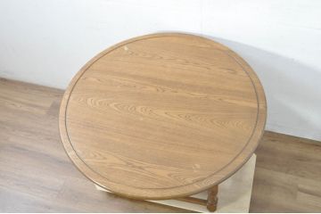 和製ビンテージ　2way!!　国産　職人手作りの良品　ナラ材　2通りの使い方が出来る彫刻入りのモンクスベンチ(テーブル、サイドテーブル、丸テーブル、ラウンドテーブル、椅子、イス、ヴィンテージ)(R-080692)