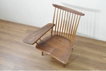 和製ヴィンテージ　小田急ハルク購入　ジョージナカシマ　LOUNGE ARM(ラウンジアーム)　One Arm(ワンアーム、片肘)　CN103　モダンに洗練された右アーム付きラウンジチェア(ジョージ・ナカシマ、アームチェア、イス、椅子、板座チェア、ビンテージ)(R-080693)