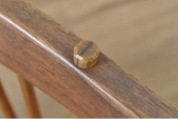 和製ヴィンテージ　小田急ハルク購入　ジョージナカシマ　LOUNGE ARM(ラウンジアーム)　One Arm(ワンアーム、片肘)　CN103　モダンに洗練された右アーム付きラウンジチェア(ジョージ・ナカシマ、アームチェア、イス、椅子、板座チェア、ビンテージ)(R-080693)
