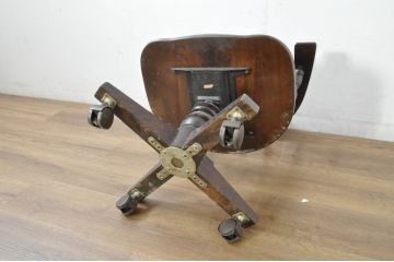 和製ビンテージ　希少　絶版品　北海道民芸家具　細部までこだわりが感じられるキャスター付き回転デスクチェア(キャプテンチェア、板座チェア、回転チェア、キャスターチェア、椅子、イス、ヴィンテージ、高さ調整可能)(R-080697)