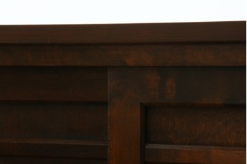 中古　北海道民芸家具　落ち着きのある色合いが素敵な戸棚　(R-080700)