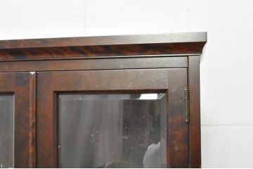 中古　希少な廃番品　北海道民芸家具　クラシカルな雰囲気の小振りなキャビネット(収納棚、戸棚、サイドキャビネット、飾り棚、陳列棚、店舗什器)(R-080701)