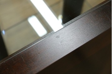 中古　希少な廃番品　北海道民芸家具　クラシカルな雰囲気の小振りなキャビネット(収納棚、戸棚、サイドキャビネット、飾り棚、陳列棚、店舗什器)(R-080701)