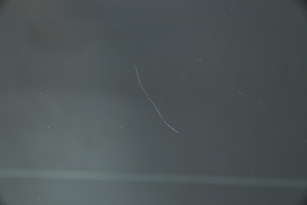 中古　希少な廃番品　北海道民芸家具　クラシカルな雰囲気の小振りなキャビネット(収納棚、戸棚、サイドキャビネット、飾り棚、陳列棚、店舗什器)(R-080701)