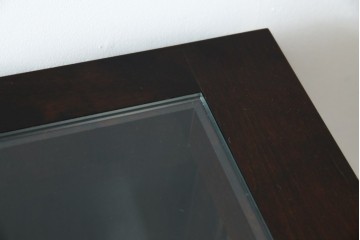 中古　希少な廃番品　北海道民芸家具　クラシカルな雰囲気の小振りなキャビネット(収納棚、戸棚、サイドキャビネット、飾り棚、陳列棚、店舗什器)(R-080701)