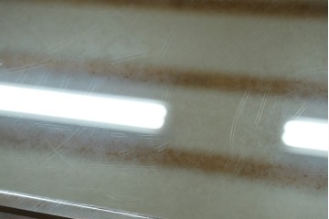 和製ヴィンテージ　北海道民芸家具　シックな色合いが上品な印象のキャスター付きスタンドミラー　(R-080706)