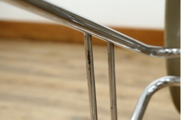 アメリカヴィンテージ　1959年から1989年　Hermanmiller(ハーマンミラー社)　Charles & Ray Eames(チャールズ&レイ・イームズ)　シンプルで洗練されたフォルムがおしゃれなファイバーグラスサイドシェルチェア　(R-080721)