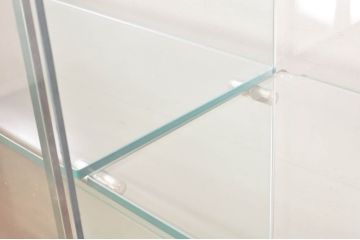 中古　特注品　タモ材　薄型　明るい木色がぬくもりを感じる鍵付きガラスケース(収納棚、陳列棚、ショーケース、戸棚、飾り棚、Gケース、店舗什器)(R-080725)