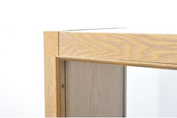 中古　特注品　タモ材　薄型　明るい木色がぬくもりを感じる鍵付きガラスケース(収納棚、陳列棚、ショーケース、戸棚、飾り棚、Gケース、店舗什器)(R-080726)