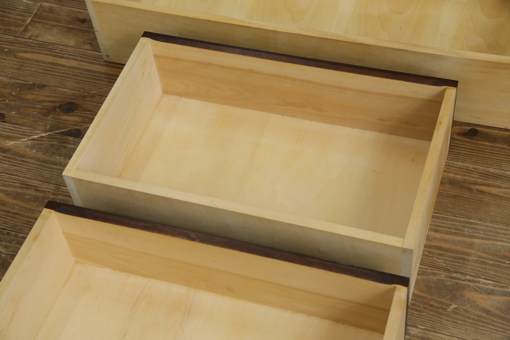 中古　北海道民芸家具　ドレッサーリメイク　洗練された佇まいが魅力のサイドボード　(R-080728)