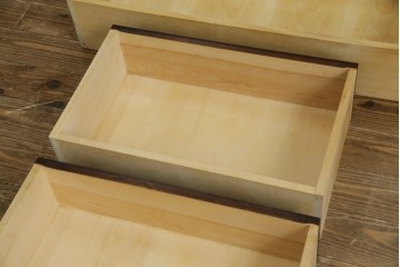 中古　北海道民芸家具　ドレッサーリメイク　洗練された佇まいが魅力のサイドボード　(R-080728)