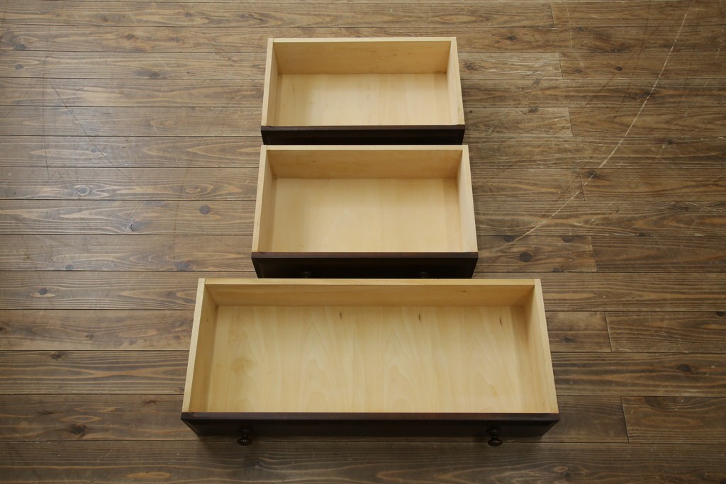 中古　北海道民芸家具　ドレッサーリメイク　洗練された佇まいが魅力のサイドボード　(R-080728)