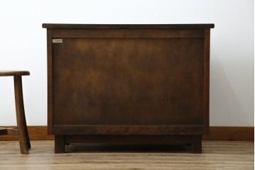 中古　北海道民芸家具　ドレッサーリメイク　洗練された佇まいが魅力のサイドボード　(R-080728)