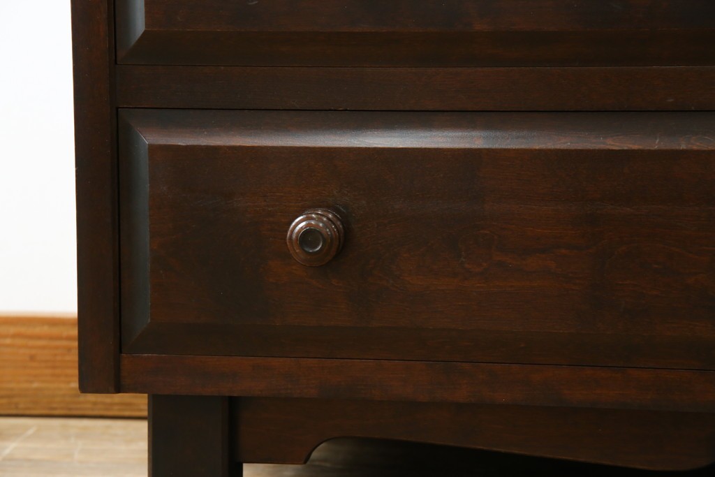 中古　北海道民芸家具　ドレッサーリメイク　洗練された佇まいが魅力のサイドボード　(R-080728)