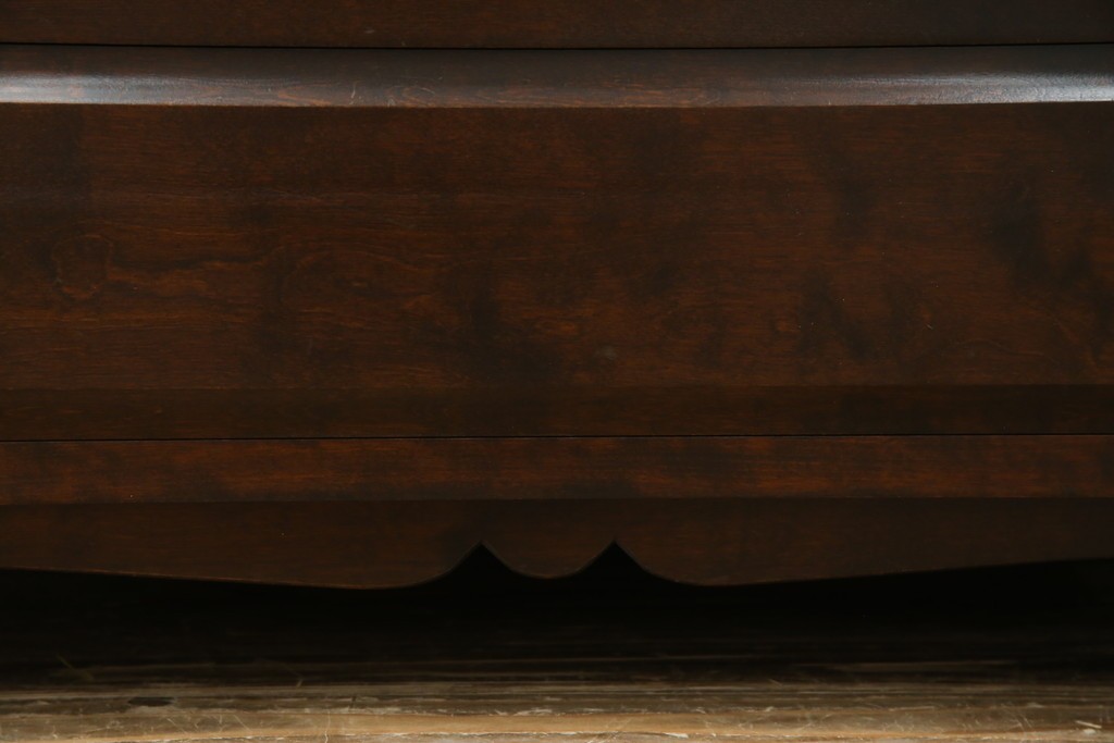 中古　北海道民芸家具　ドレッサーリメイク　洗練された佇まいが魅力のサイドボード　(R-080728)