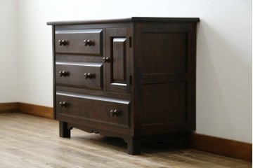 中古　北海道民芸家具　ドレッサーリメイク　洗練された佇まいが魅力のサイドボード　(R-080728)