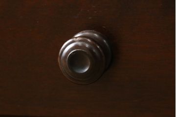 中古　美品　北海道民芸家具　和洋どちらのお部屋にも馴染むブックケース(本箱、書棚、収納棚、戸棚、キャビネット、飾り棚)(R-080730)