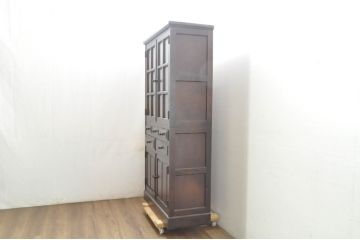 中古　北海道民芸家具　HM160K　美しい木肌とシックな佇まいが魅力的なキャビネット(食器棚、収納棚、戸棚、カップボード、飾り棚、本箱)(R-080732)