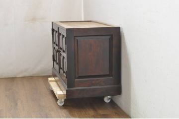 中古　北海道民芸家具　天板リメイク　和洋どちらにも取り入れやすい、落ち着いた雰囲気が魅力のローボード(テレビボード、テレビ台、リビングボード、サイドボード、収納棚、戸棚)(R-080735)