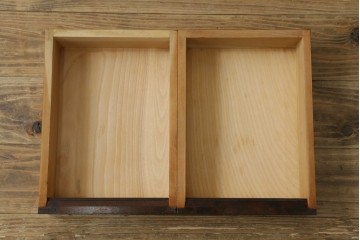 中古　松本民芸家具　523型　シンプルで上品な佇まいが魅力的な金具付き小抽斗　定価約15万円　(R-080739)