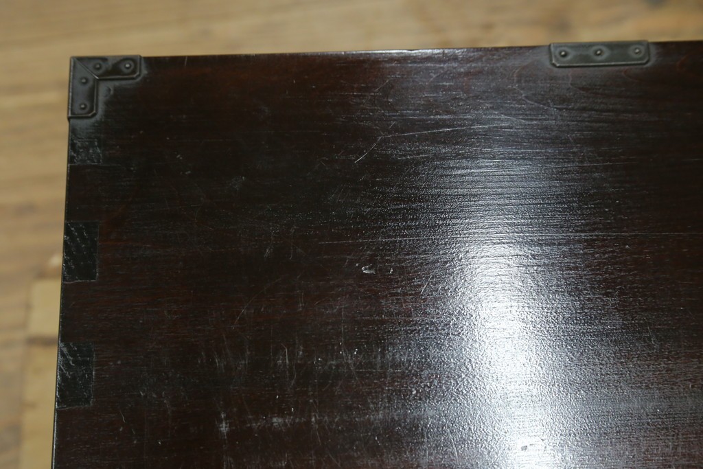 中古　松本民芸家具　523型　シンプルで上品な佇まいが魅力的な金具付き小抽斗　定価約15万円　(R-080739)