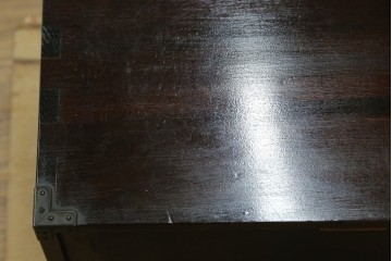 中古　松本民芸家具　523型　シンプルで上品な佇まいが魅力的な金具付き小抽斗　定価約15万円　(R-080739)