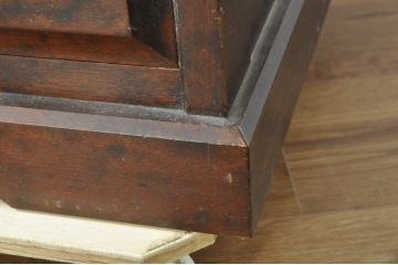 中古　美品　北海道民芸家具　深みのある木の色合いが美しい衣装盆付きサイドチェスト(和たんす、衣装タンス、着物箪笥、収納箪笥、引き出し)(R-080741)