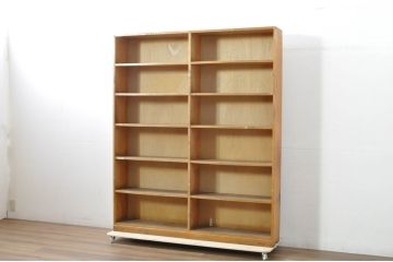 和製アンティーク　レトロな雰囲気あふれる古い図書館の大きな本棚(ブックシェルフ、飾り棚、収納棚、陳列棚、書棚)(R-080742)