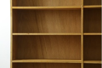和製ヴィンテージ　レトロな雰囲気あふれる古い図書館の大きな本棚　(R-080743)