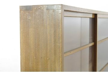 和製アンティーク　美品　レトロな雰囲気漂うシンプルな薄型ガラス収納棚(キャビネット、陳列棚、ショーケース、戸棚、収納棚、飾り棚、店舗什器)(R-080748)
