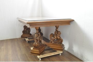 中古　美品　最高級　イタリア輸入家具　大振り　ガラス天板付き　脚に施された彫刻が高級感を高めるダイニングテーブル(6人掛け、食卓)(定価約140万円)(R-080753)