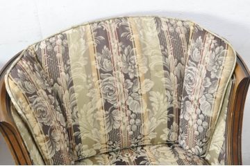 中古　maruni(マルニ木工)　地中海ロイヤルシリーズ(ROYAL)　シャルル　華やかなファブリックが空間に彩を添えるキャスター付きパーティチェア2脚セット(椅子、1人掛けソファ、サロンチェア、ダイニングチェア、ラウンジチェア、バラ売り可能)(定価2脚で約50万円)(R-080754)