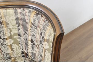 中古　maruni(マルニ木工)　地中海ロイヤルシリーズ(ROYAL)　シャルル　華やかなファブリックが空間に彩を添えるキャスター付きパーティチェア2脚セット(椅子、1人掛けソファ、サロンチェア、ダイニングチェア、ラウンジチェア、バラ売り可能)(定価2脚で約50万円)(R-080754)